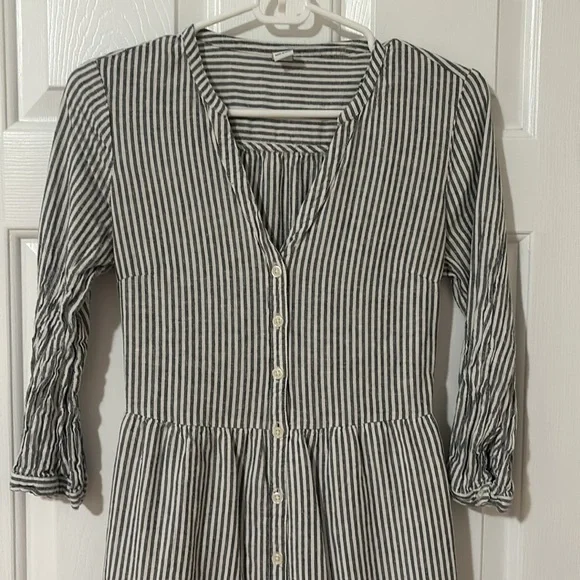 Old Navy Striped Cottage Core Dress - Picture 3 of 5